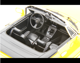Alfa Romeo Spider 1.6 - 2.0i 1990 Giallo Laudoracing 1:18 Resinemodell (Türen, Motorhaube... nicht zu öffnen!)